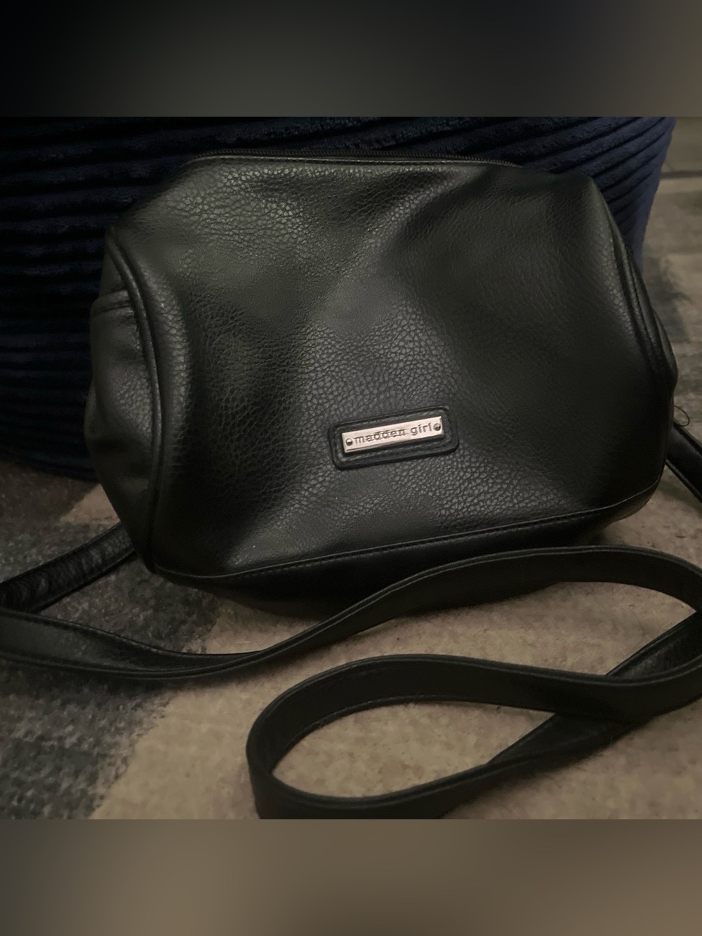 Madden Girl Black Pebbled Crossbody Bag